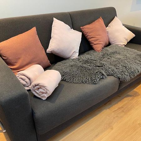 Gemuetliches Und Lichtdurchflutetes Penthouse Mit Sternenhimmelblick, Boxspringbett Und Terrasse - Gute Anbindung An Die Innenstadt คาสเซล ภายนอก รูปภาพ