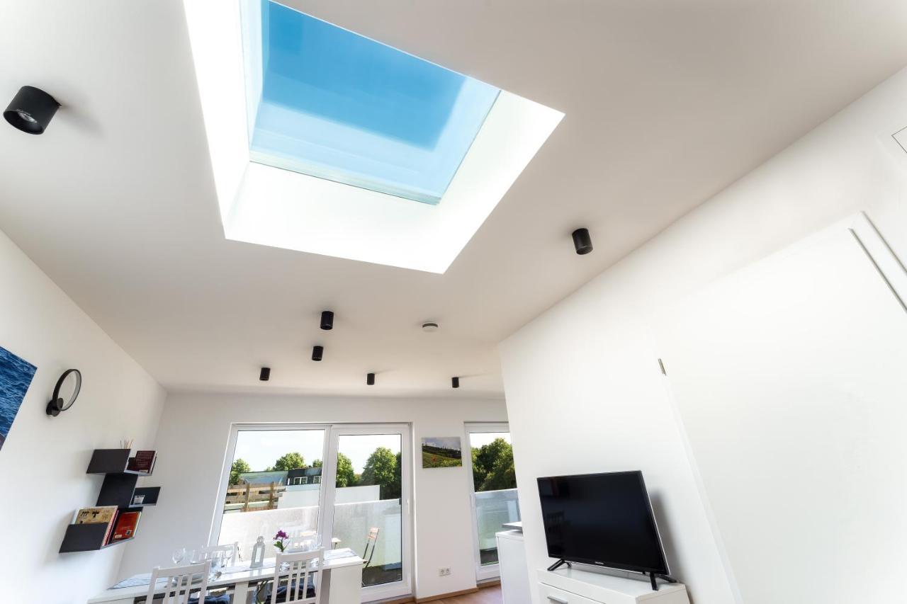 Gemuetliches Und Lichtdurchflutetes Penthouse Mit Sternenhimmelblick, Boxspringbett Und Terrasse - Gute Anbindung An Die Innenstadt คาสเซล ภายนอก รูปภาพ