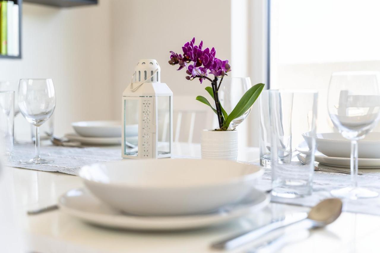 Gemuetliches Und Lichtdurchflutetes Penthouse Mit Sternenhimmelblick, Boxspringbett Und Terrasse - Gute Anbindung An Die Innenstadt คาสเซล ภายนอก รูปภาพ